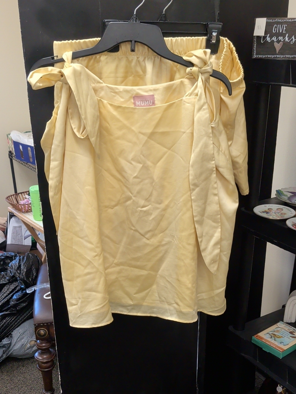 Show Me Your MuMu Pale Yellow Tie-Shoulder Camisole And Short Set